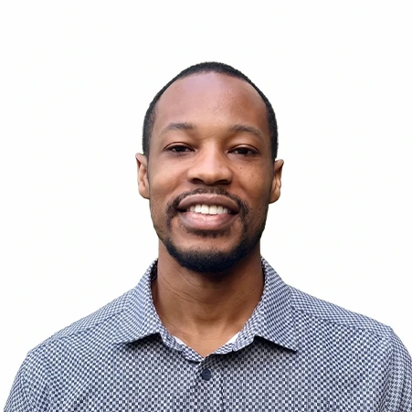 Dr. Benjamin Burton headshot